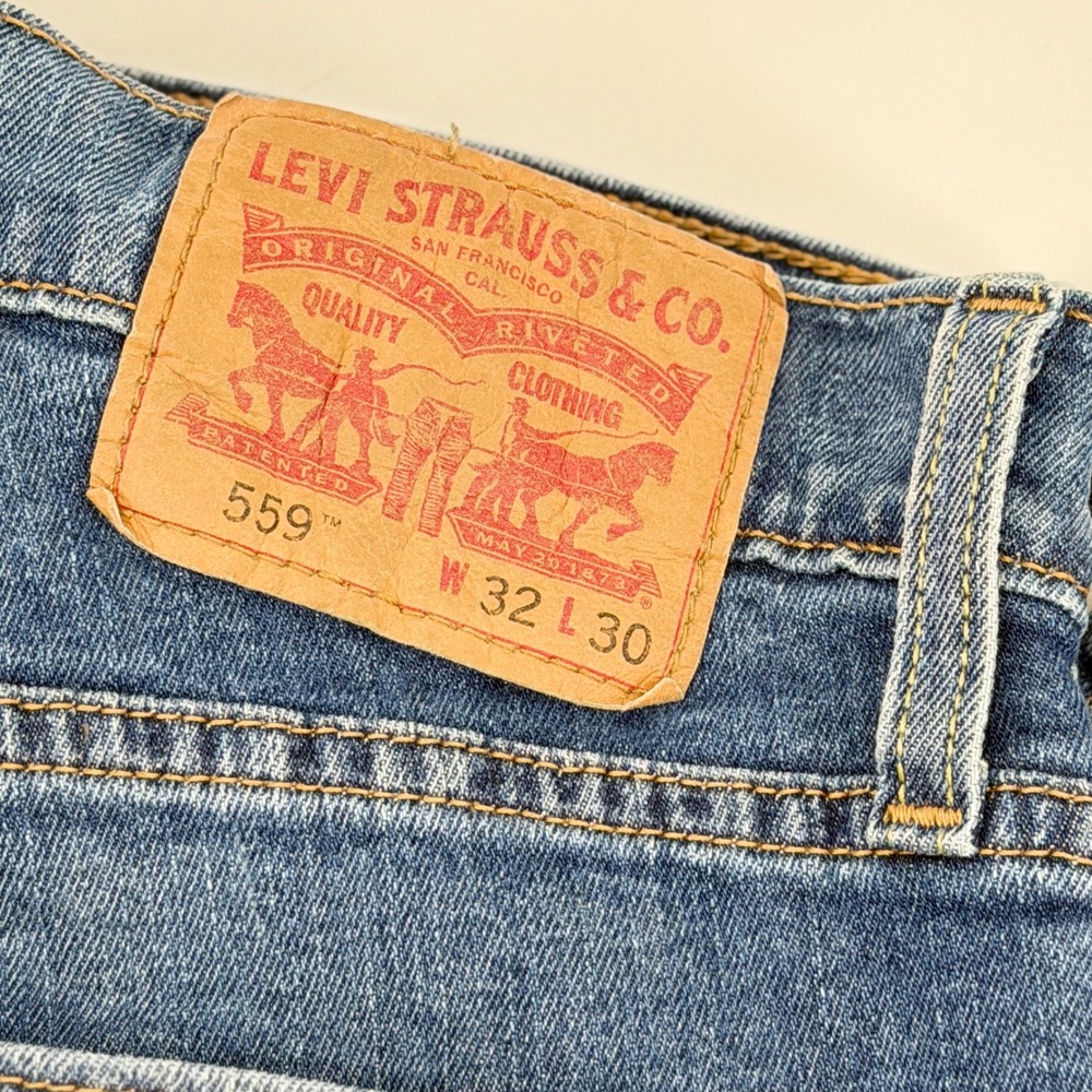 Levis 559 Relaxed Straight Leg Jeans Mens 32x30 Blue Denim 00559-0421 - Picture 4 of 5